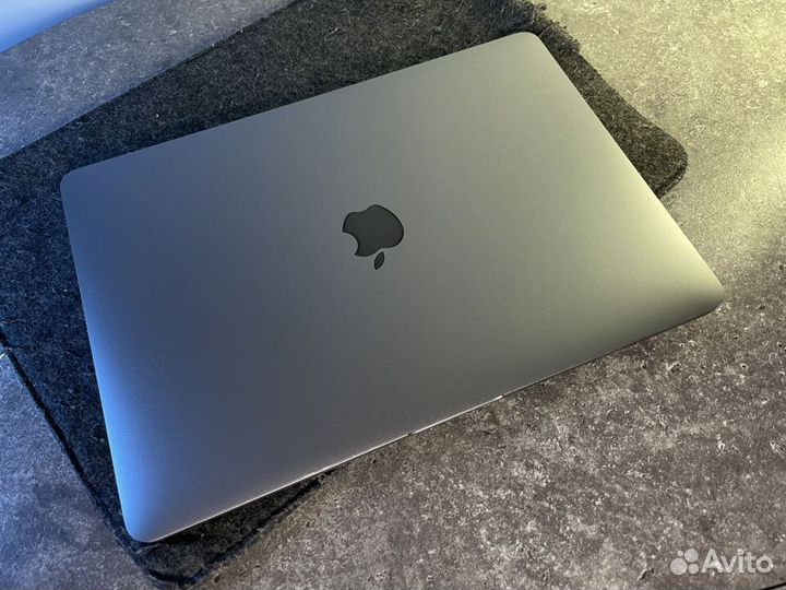 MacBook Pro 13 2020 16/1024/i5 130 циклов