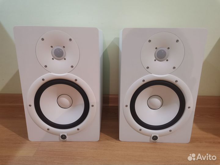 Yamaha HS8W 2-полосный студийный монитор 120Вт
