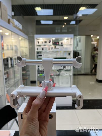 Держатель для планшетов в автомобиль wiwu