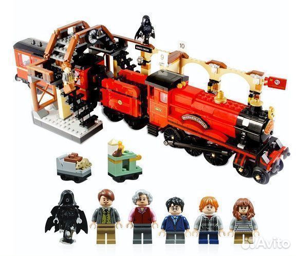 Лего Хогвартс-экспресс 832 детали