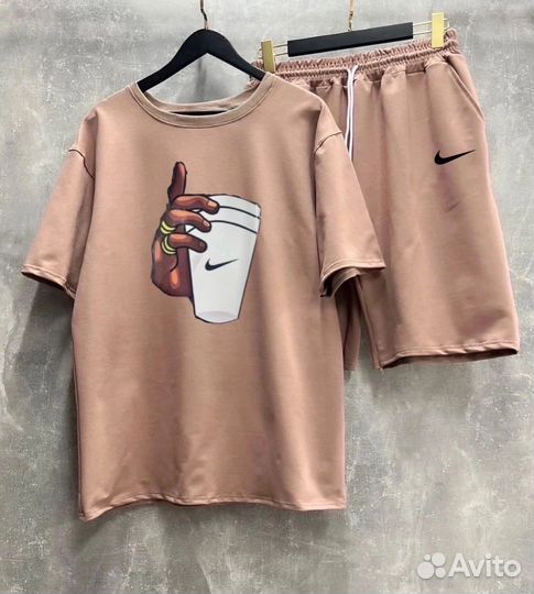 Костюм со стаканом nike