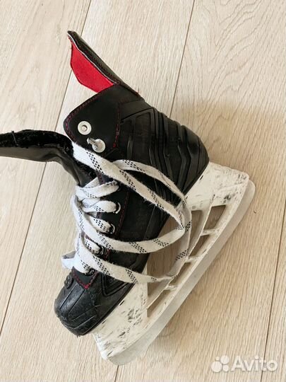 Хоккейные коньки bauer 36
