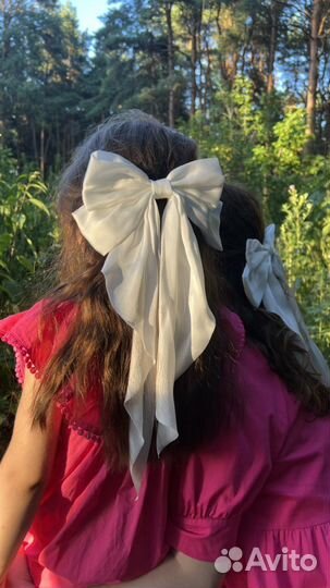 Атластный бант на заколке