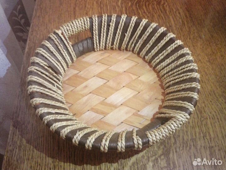 Хлебница плетеная