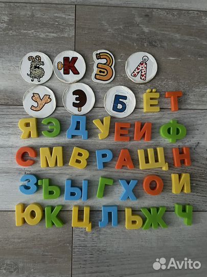 Буквы магниты на холодильник