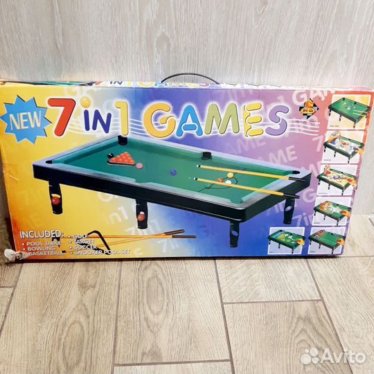 Настольный бильярд футбол