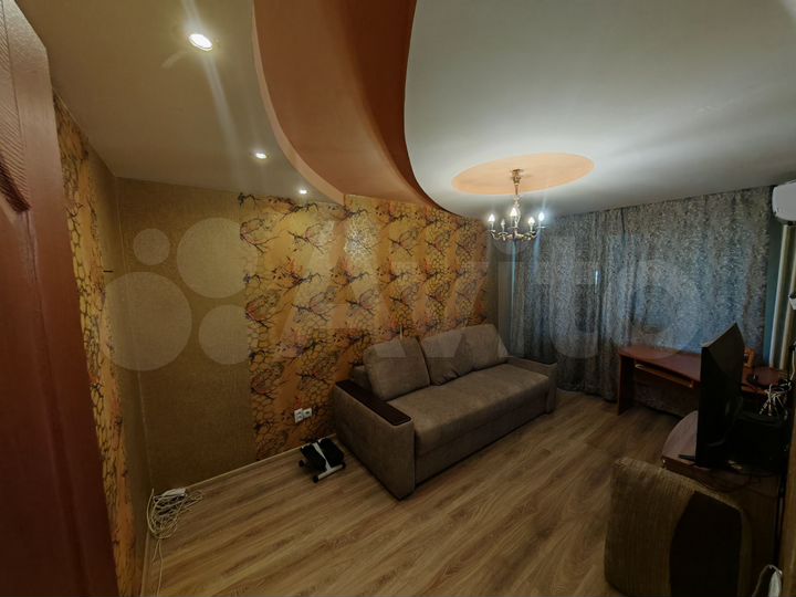 4-к. квартира, 81,2 м², 2/5 эт.