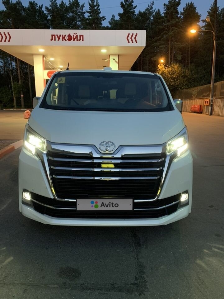 Toyota Hiace: фото владельца