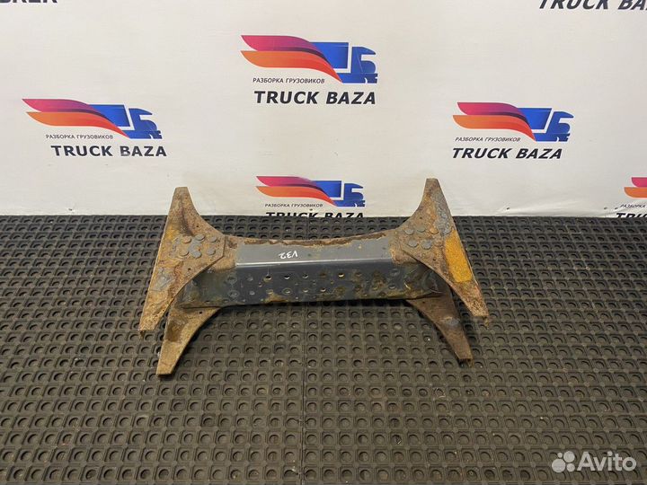 Траверса рамы поперечная Volvo FH