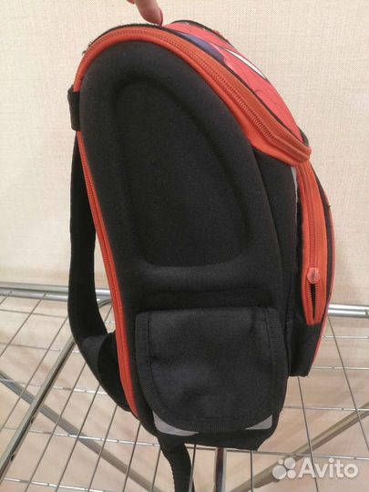 Портфель рюкзак школьный