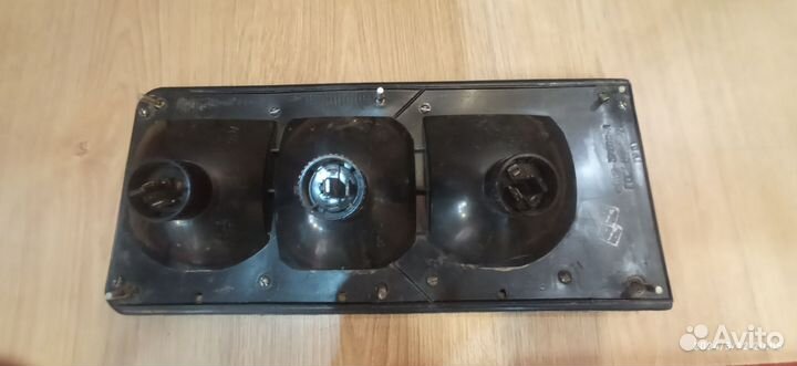 Фонарь задний