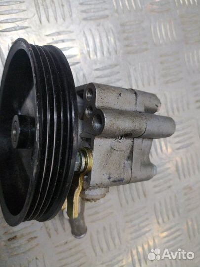 Насос гидроусилителя руля Nissan Almera 2000-2006