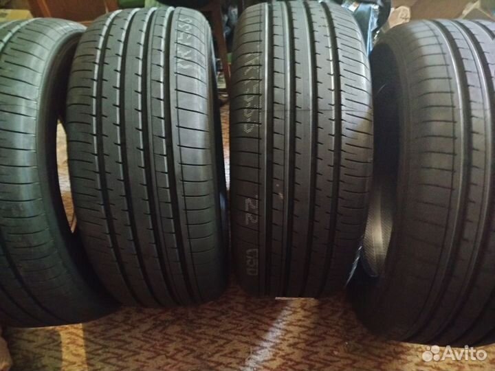 Yokohama BluEarth-XT AE61 235/55 R17 103W