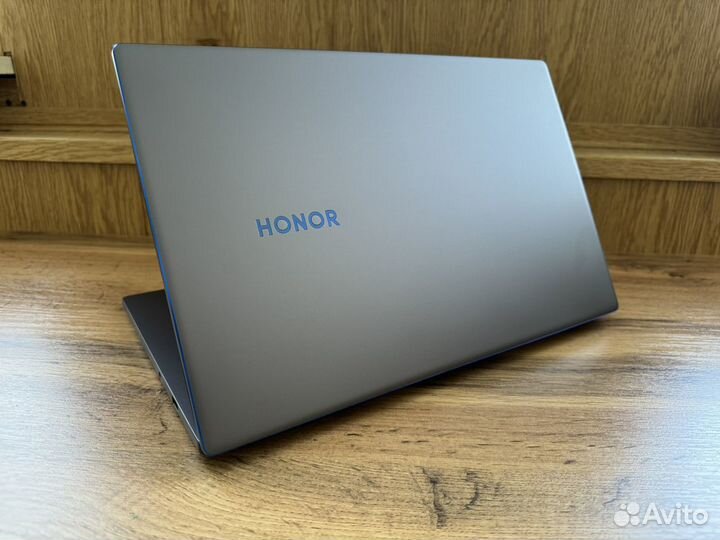 Honor MagicBook 15