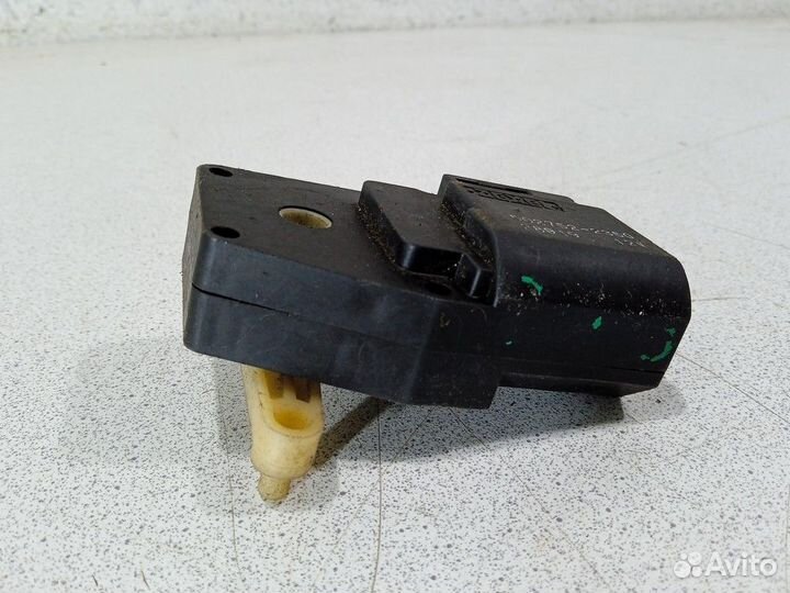 Моторчик заслонки печки