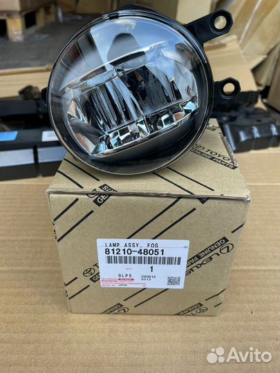 Фара противотуманная toyota camry LC200 prado 150