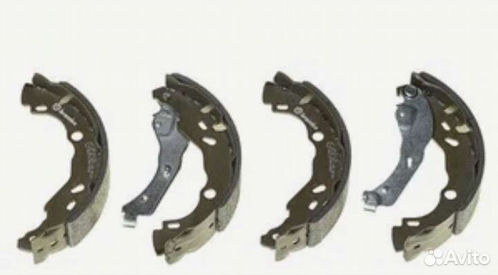 Барабанные тормозные колодки задние brembo S68525