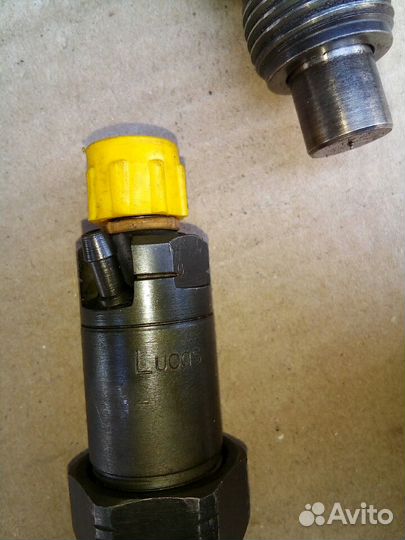 Форсунки дизельные Lucas LCF6735401D JNF