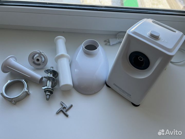 Мясорубка электрическая redmond