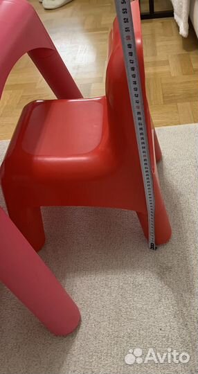 Детский стол и стулья