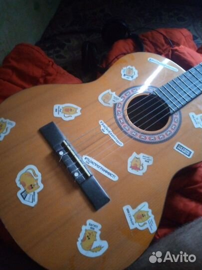 Продаю гитару