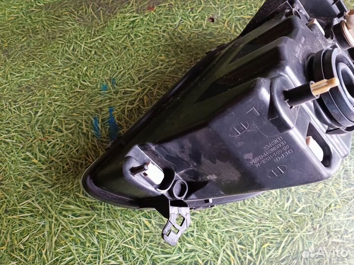 Фара левая рено логан 1 2008 г. Новая