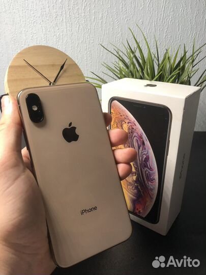 iPhone Xs, 64 ГБ