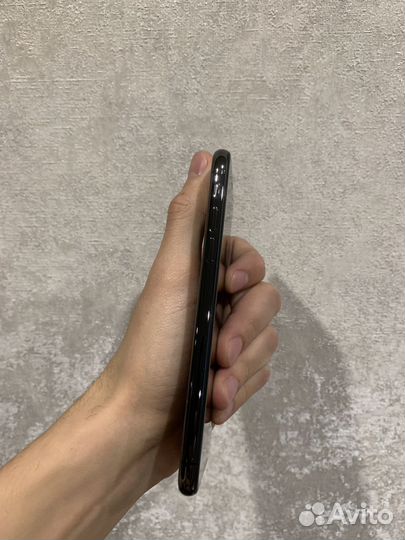 iPhone X, 64 ГБ