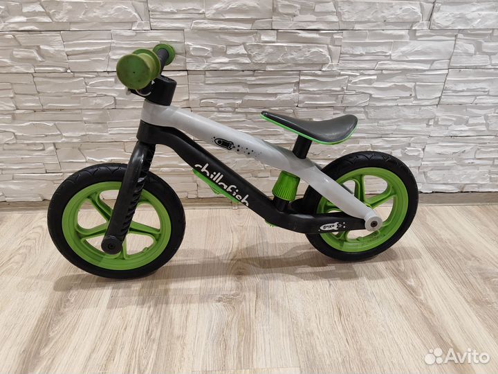 Беговел Chillafish bmx