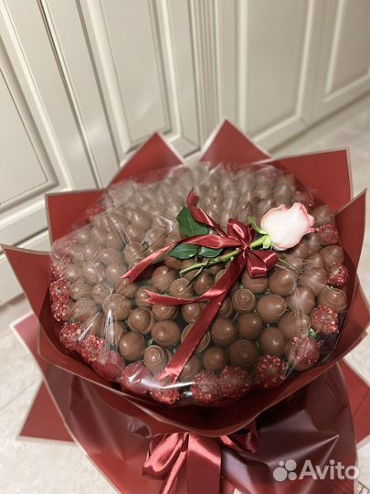 Букет из клубники в шоколаде