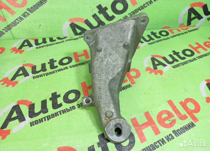 Кронштейн двс BMW 3-series E46 M43B19 правый