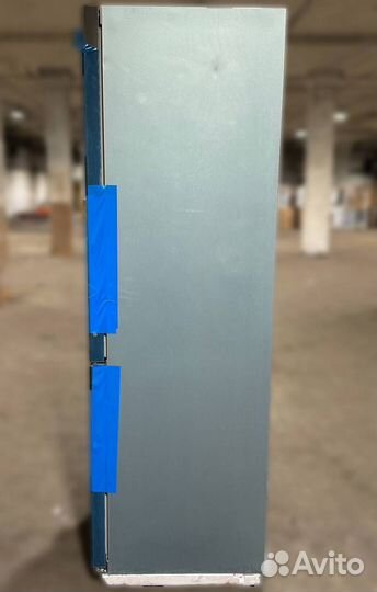 Холодильная камера Liebherr CNef 5735