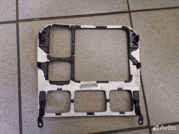 Накладка торпедо дерево Mercedes w220