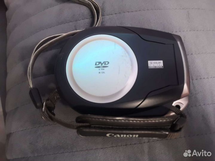Видеокамера Canon dvd camcorder dc201