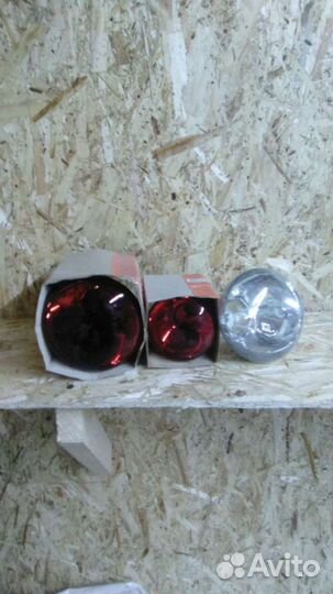 Инфракрасная лампа для цыплят