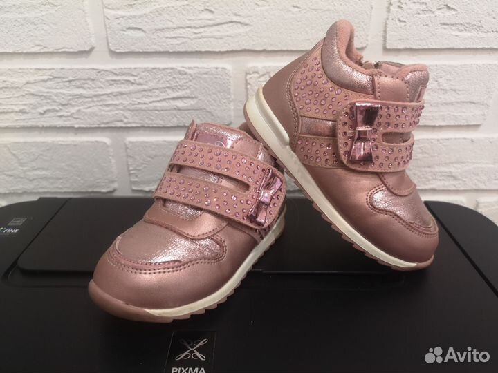 Ботинки для девочки