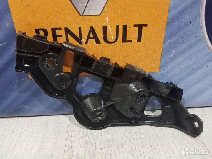 Кронштейн крепление бампера Renault sandero stepwa