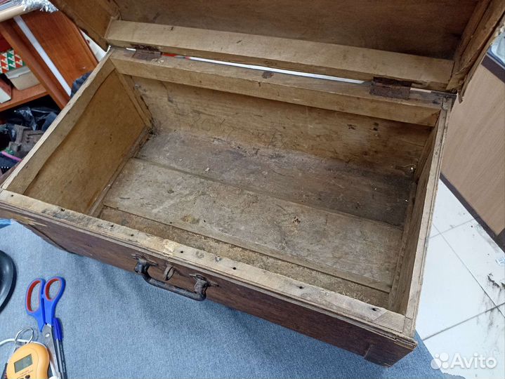 Старинный деревянный сундук. Ларь. (Сзр)
