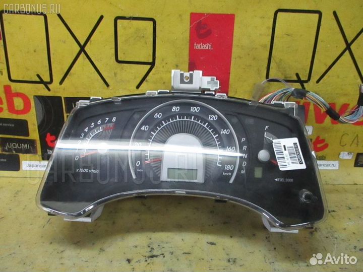 Панель приборов Toyota Isis ANM15W