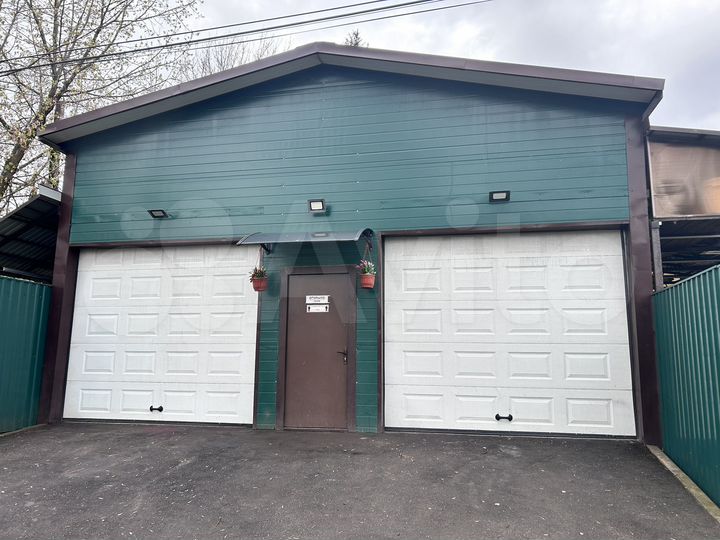 Автосервис, 64 м²