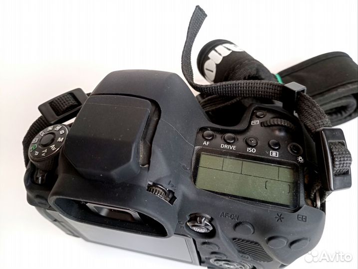 Canon 6D II body пробег 545т