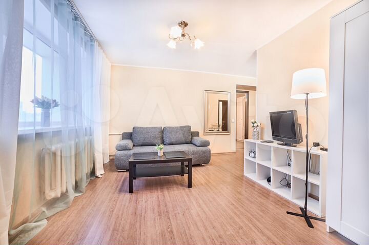 2-к. квартира, 42 м², 5/5 эт.