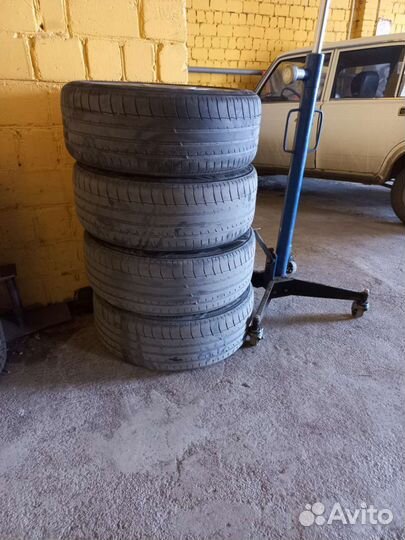 Triangle LS01 215/50 R17