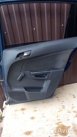 Обшивка двери, Опель Астра,Opel Astra H
