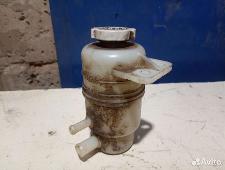 Бачок Гур Mitsubishi Lancer 9