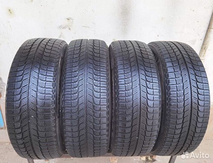 Michelin X-Ice XI3 215/60 R17 98V