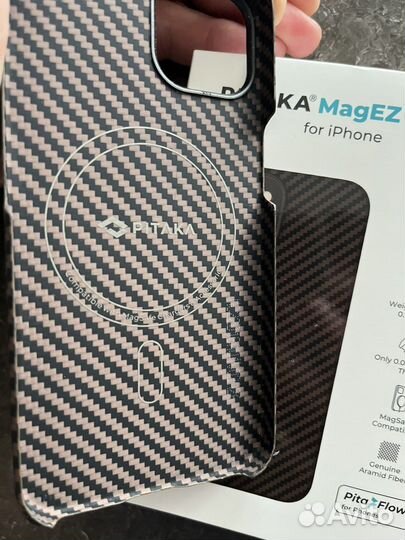 Чехол pitaka на iPhone 13