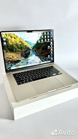 Apple MacBook Air 15/m2 /8 Gb/512Gb/2023