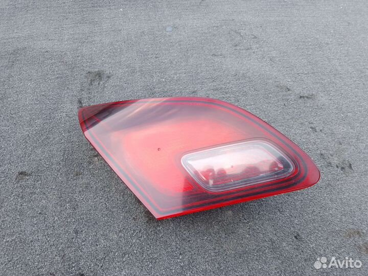 Фонарь задний левый Opel Astra J