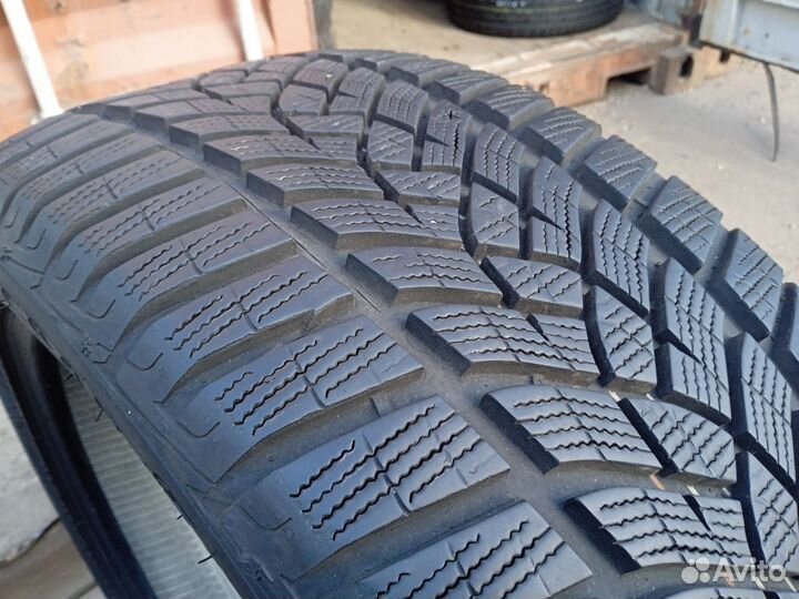 Goodyear UltraGrip Performance+ 235/45 R18